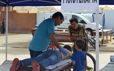 Los profesionales de Ortopedia Gordillo volverán a atender a los ciclistas de la ‘Huelva Extrema’