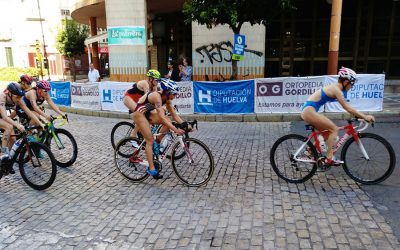 Ortopedia Gordillo fortalece su compromiso con el deporte colaborando con la exitosa Copa del Mundo de Triatlón ITU Huelva 2017